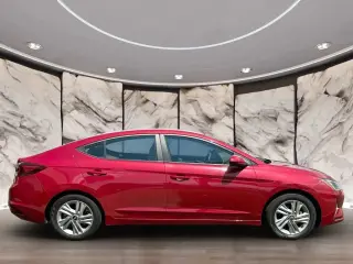Hundai Elantra 2019 SE 4dr Sedan 6M