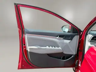Hundai Elantra 2019 SE 4dr Sedan 6M