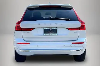 Volvo XC60 Recharge 2023 eAWD T8 Ultimate Bright Theme SUV de 4 puertas
