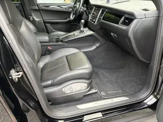 Porsche Macan 2017 AWD S 4dr SUV