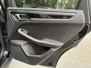 Porsche Macan 2017 AWD S 4dr SUV
