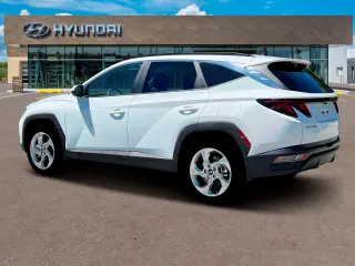 Hyundai TUCSON 2024 SEL 4dr SUV (lanzamiento del medio año)