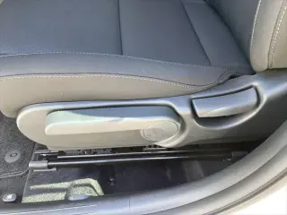 Hyundai KONA 2026 SE 4dr SUV