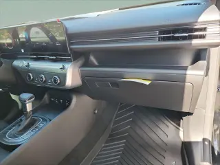 Hyundai KONA 2026 SE 4dr SUV