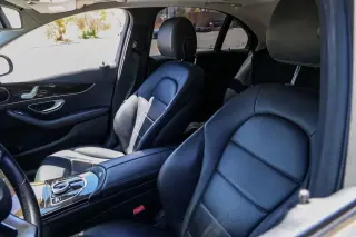 Mercedes-Benz C-Class 2018 C 300 4dr Sedán