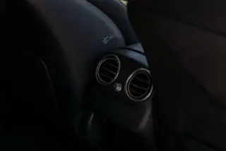 Mercedes-Benz C-Class 2018 C 300 4dr Sedán