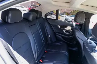 Mercedes-Benz C-Class 2018 C 300 4dr Sedán