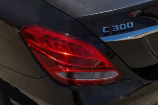Mercedes-Benz C-Class 2018 C 300 4dr Sedán