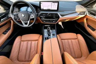 BMW Serie 5 2023 530i 4dr Sedán