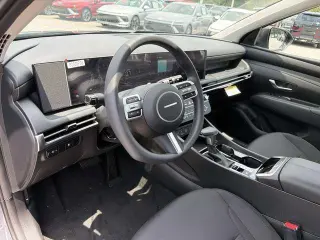 Hundai TUCSON 2026 SE 4dr SUV