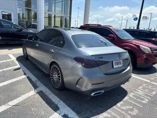 Mercedes-Benz C-Class 2022 C 300 4dr Sedán