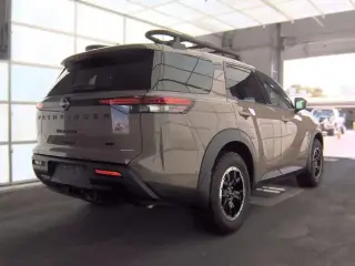 Nissan Pathfinder 2023 AWD Rock Creek 4dr SUV