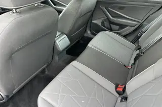 Volkswagen Jetta 2025 Sport 4dr Sedán