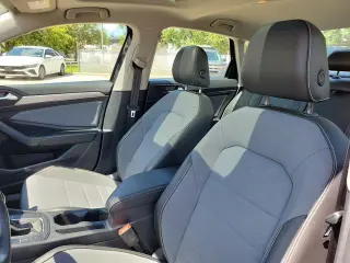 Volkswagen Jetta 2025 SE 4dr Sedan
