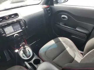 Kia Soul 2018 + Crossover de 4 puertas