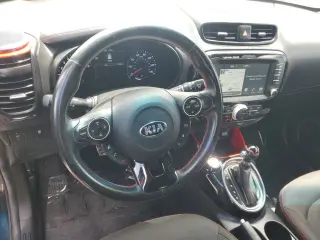 Kia Soul 2018 + Crossover de 4 puertas