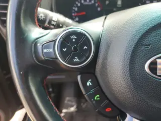 Kia Soul 2018 + Crossover de 4 puertas