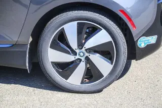 BMW i3 2020 Hatchback de 4 puertas con extensor de autonomía