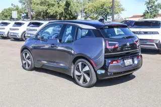 BMW i3 2020 Hatchback de 4 puertas con extensor de autonomía