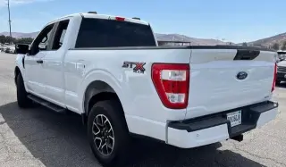 Ford F-150 2022 4x4 XL 4 puertas SuperCab 6.5 pies SB