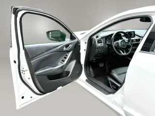 Mazda Mazda6 2017 Touring 4dr Sedan 6 cilindros