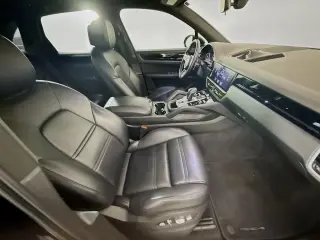 Porsche Cayenne 2020 AWD 4dr SUV