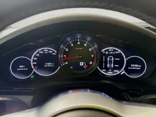 Porsche Cayenne 2020 AWD 4dr SUV