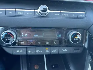 Hundai ELANTRA Hybrid 2024 Limitado 4dr Sedan