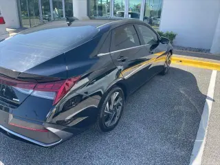 Hundai ELANTRA Hybrid 2024 Limitado 4dr Sedan