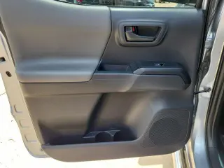 Toyota Tacoma 2023 4x4 SR V6 4dr Double Cab 5.0 ft SB