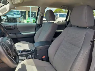 Toyota Tacoma 2023 4x4 SR V6 4dr Double Cab 5.0 ft SB