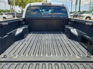 Toyota Tacoma 2023 4x4 SR V6 4dr Double Cab 5.0 ft SB