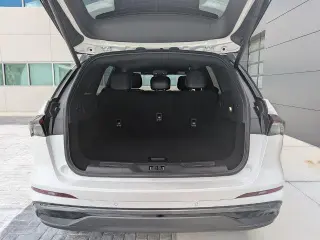Lincoln Nautilus Híbrido 2024 AWD Premiere SUV de 4 puertas
