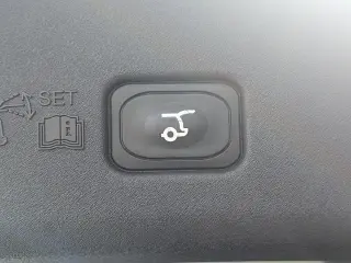 Lincoln Nautilus Híbrido 2024 AWD Premiere SUV de 4 puertas
