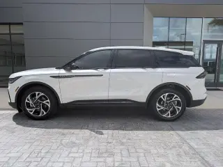 Lincoln Nautilus Híbrido 2024 AWD Premiere SUV de 4 puertas