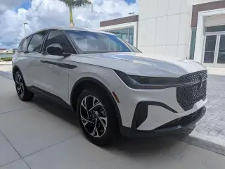 Lincoln Nautilus Híbrido 2024 AWD Premiere SUV de 4 puertas