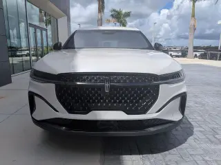 Lincoln Nautilus Híbrido 2024 AWD Premiere SUV de 4 puertas
