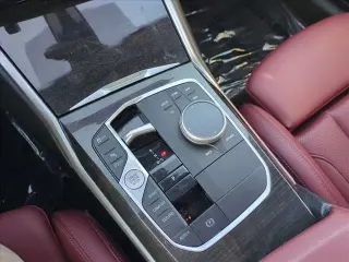 BMW Serie 3 2023 330i 4dr Sedán