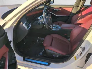 BMW Serie 3 2023 330i 4dr Sedán