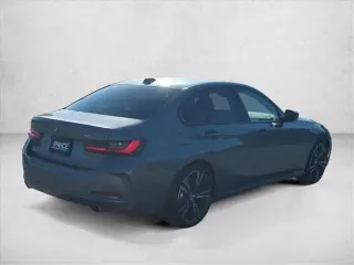 BMW 3 Serie 2023 330i 4dr Sedán