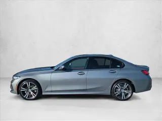 BMW 3 Serie 2023 330i 4dr Sedán