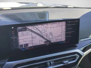 BMW 3 Serie 2024 330i 4dr Sedán