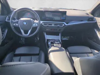 BMW 3 Serie 2024 330i 4dr Sedán