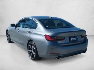 BMW 3 Serie 2024 330i 4dr Sedán