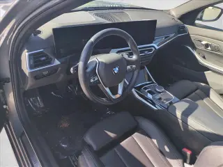 BMW 3 Serie 2024 330i 4dr Sedán