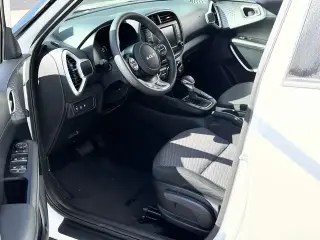 Crossover 4 puertas Kia Soul 2024 LX