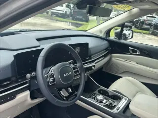 Kia Carnival Hybrid 2025 SX Prestige 4dr Mini-Van