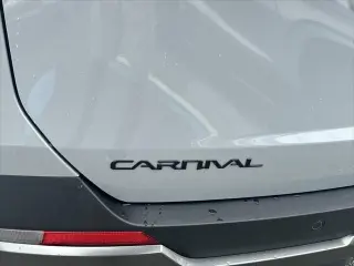 Kia Carnival Hybrid 2025 SX Prestige 4dr Mini-Van