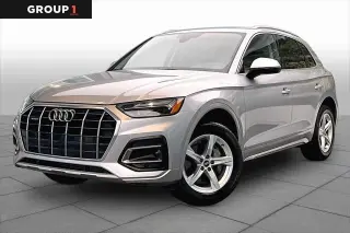 Audi Q5 2024 AWD quattro Premium 40 TFSI 4dr SUV