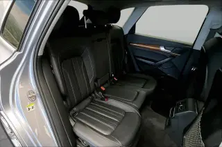 Audi Q5 2024 AWD quattro Premium 40 TFSI 4dr SUV